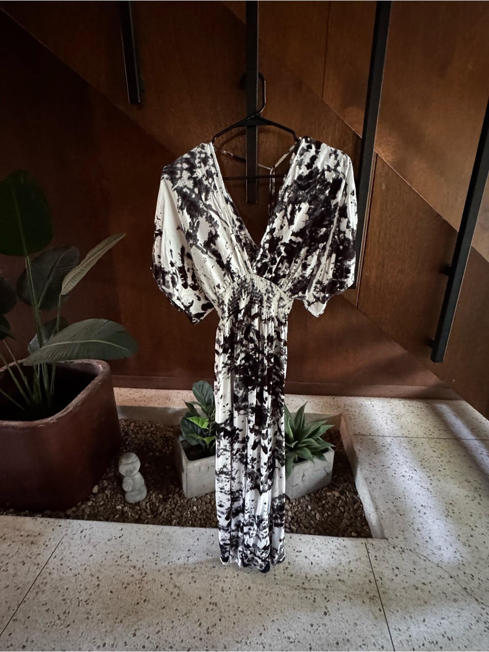 Japna Black & White Tie-Dye V-Neck Maxi Dress